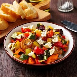 Mediterrane Gemüsepfanne mit Feta
