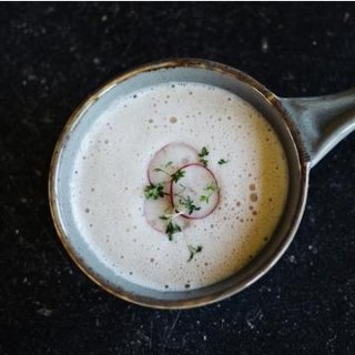 Radieschensuppe mit Kresse