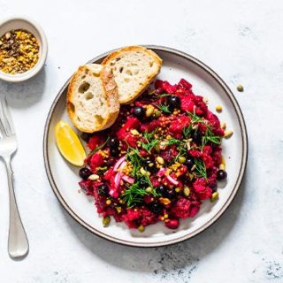 Rote Bete Tatar mit Heidelbeer-Vinaigrette