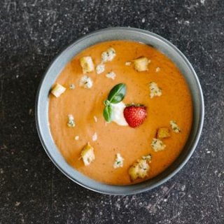 Tomaten-Erdbeer-Suppe