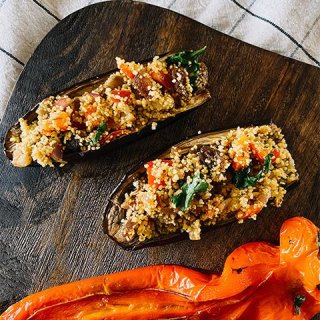 Aubergine gefüllt mit Aprikosen-Couscous