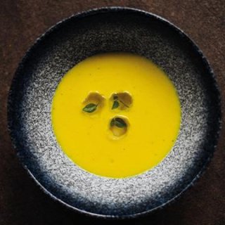 Kalte Paprika-Mango-Kokos-Suppe