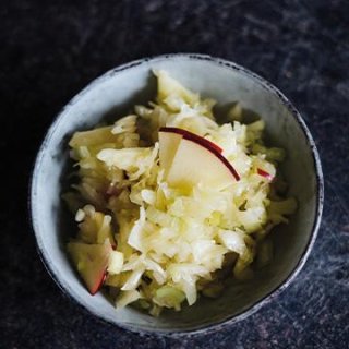 Fruchtiger Weißkohlsalat