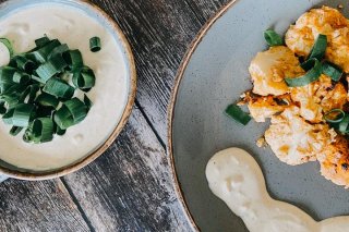 Tandoori Blumenkohl mit Joghurt-Tahin-Dip