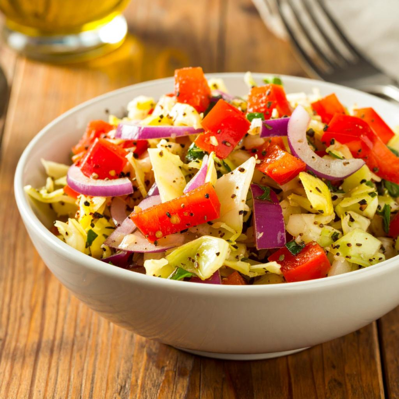 Spitzkohl-Paprika-Salat