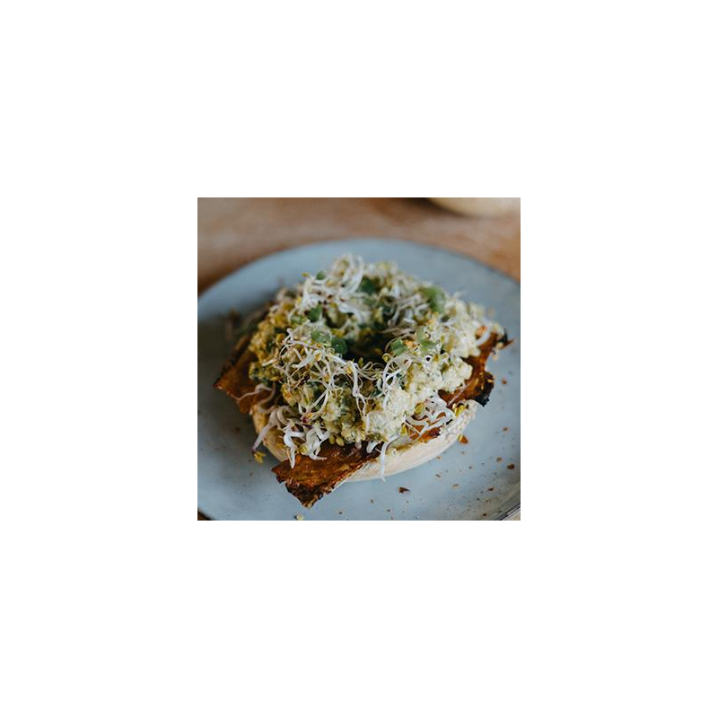 Veganer Bagel "Bacon & Egg"