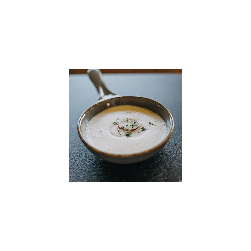 Radieschensuppe mit Frischkäse und Kresse