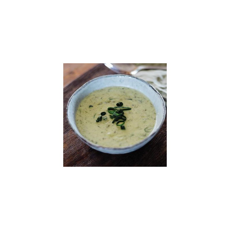 Kalte Gurken-Avocado-Suppe